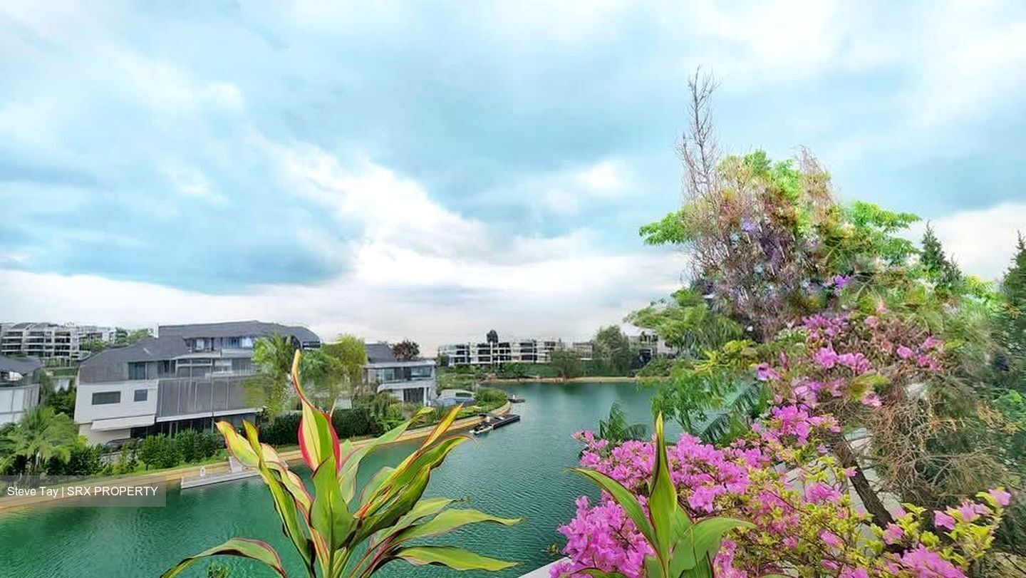 Ocean Drive (D4), Detached #588726041